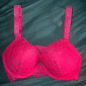 Victoria’s Secret Very Sexy Pink Heart Shine Strap Bra